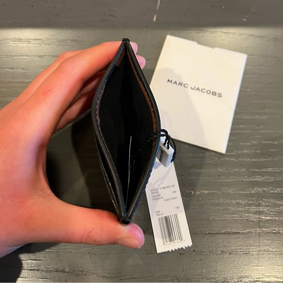 *SOLD* NWT Marc Jacobs Tiger Print Card Case Wallet - Picture 6 of 6